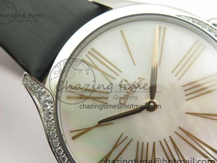 0116 StreetReady Ladies’ De Ville Trésor Diamond SS 3AF 1:1 Best Edition White MOP Dial RG Markers On Black Fabric strap Swiss Quartz 7884